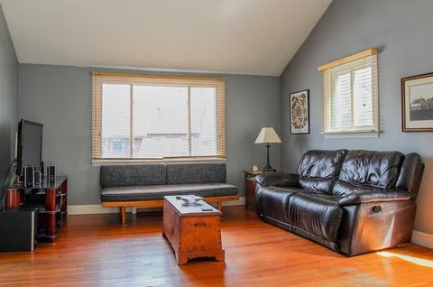 72 Maple Ln, Bristol, RI 02809 photo 13