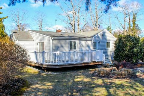 72 Maple Ln, Bristol, RI 02809 photo 17