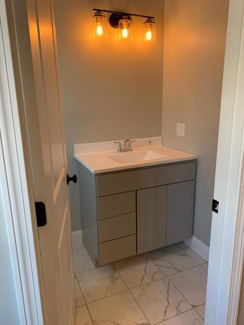 40 Winchester Ln #4, Fall River, MA 02721 photo 4
