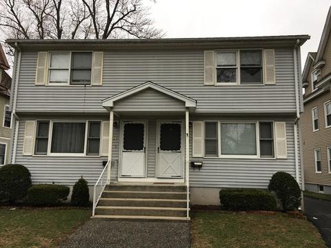 23 Ruskin St, Springfield, MA 01108 photo 1