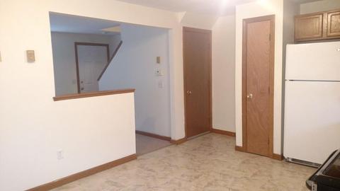 23 Ruskin St, Springfield, MA 01108 photo 4