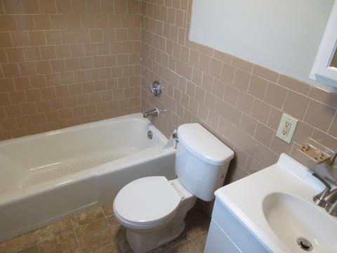 435 4th St, Fall River, MA 02721 photo 3