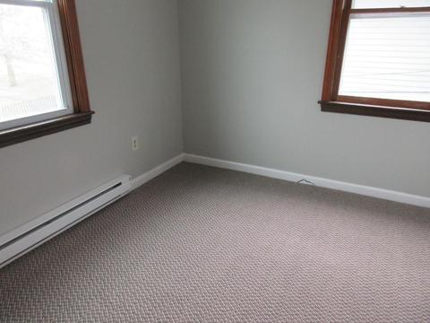 435 4th St, Fall River, MA 02721 photo 4