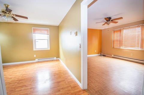 697 Carew St, Springfield, MA 01104 photo 13