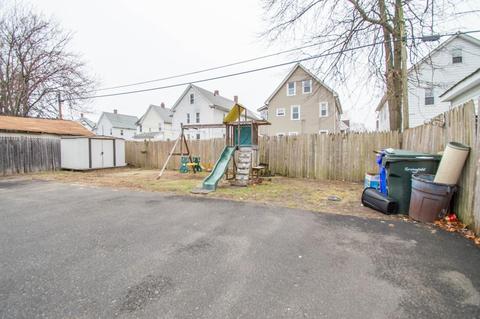 697 Carew St, Springfield, MA 01104 photo 16