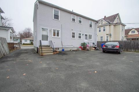 697 Carew St, Springfield, MA 01104 photo 15