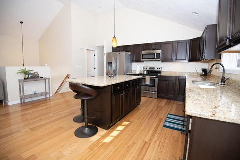 5 Dupuis Ave, Worcester, MA 01604 photo 5