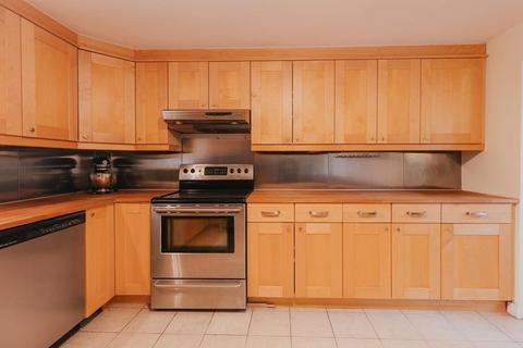 94 York St, Canton, MA 02021 photo 6