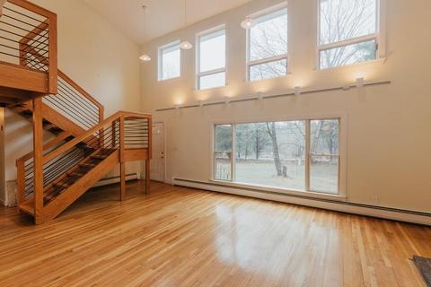 94 York St, Canton, MA 02021 photo 2