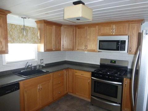 152 Windemere St, Springfield, MA 01104 photo 6