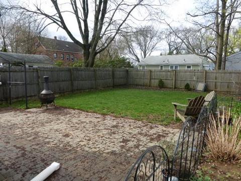 152 Windemere St, Springfield, MA 01104 photo 17