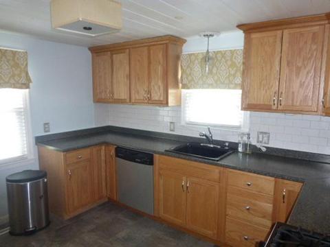 152 Windemere St, Springfield, MA 01104 photo 5