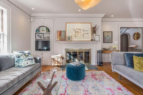 468 Walnut St, Brookline, MA 02445 photo 2