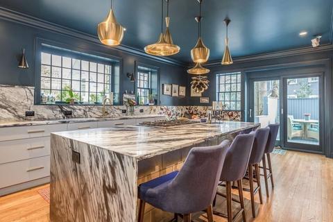 468 Walnut St, Brookline, MA 02445 photo 7