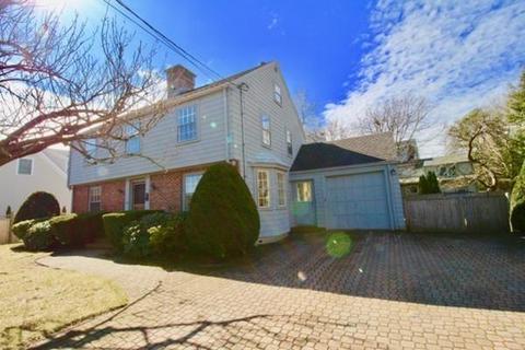 39 Beach St, Marblehead, MA 01945 photo 1
