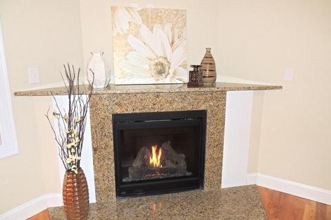 85 Elaine Cir, Springfield, MA 01109 photo 8