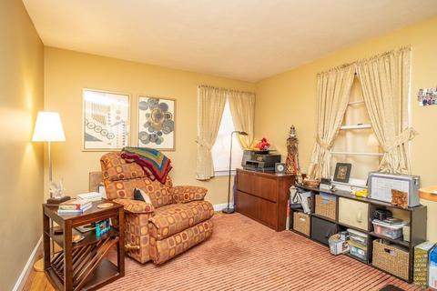 307 Arcadia Blvd, Springfield, MA 01118 photo 9
