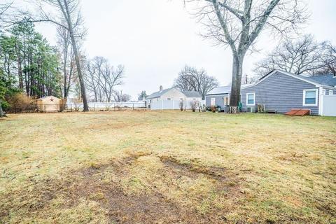 307 Arcadia Blvd, Springfield, MA 01118 photo 24