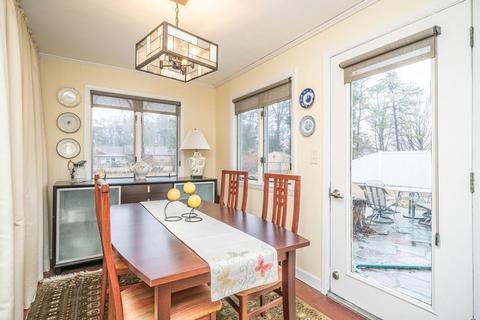 307 Arcadia Blvd, Springfield, MA 01118 photo 8