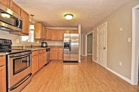 321 Killdeer Rd, Webster, MA 01570 photo 11