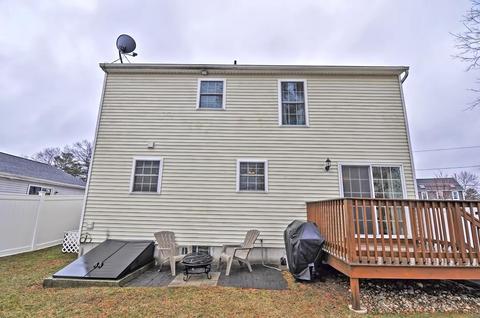 321 Killdeer Rd, Webster, MA 01570 photo 2