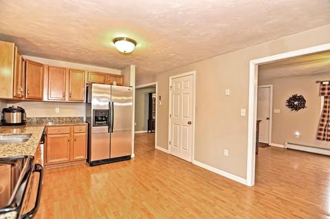 321 Killdeer Rd, Webster, MA 01570 photo 12