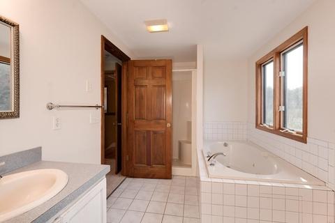 11 Eric Way, Dudley, MA 01571 photo 19