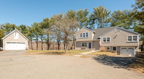 10 Warwick Ter, Marblehead, MA 01945 photo 1