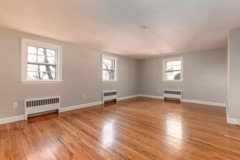 176 Greendale, Needham, MA 02494 photo 15