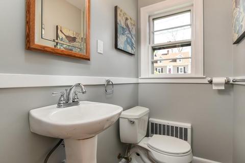 176 Greendale, Needham, MA 02494 photo 17