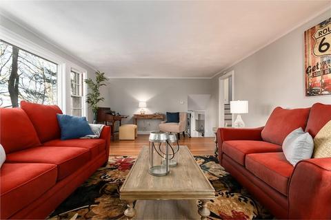176 Greendale, Needham, MA 02494 photo 12