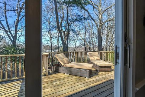 176 Greendale, Needham, MA 02494 photo 21