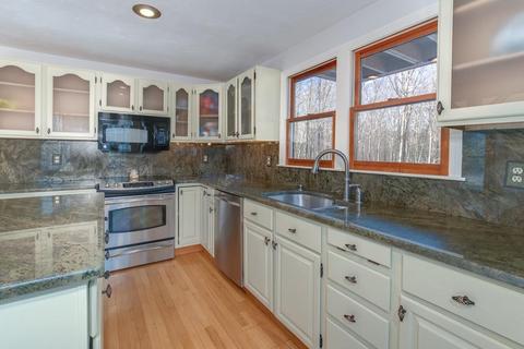 125 Lincoln Rd, Sutton, MA 01590 photo 8