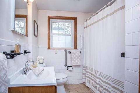 56 Lawrence Rd, Reading, MA 01867 photo 18
