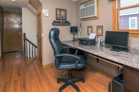 8 Bond Pl, Saugus, MA 01906 photo 17
