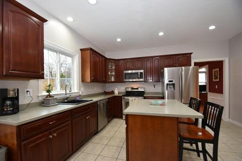11 Peach Tree Dr, Sutton, MA 01590 photo 7