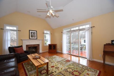11 Peach Tree Dr, Sutton, MA 01590 photo 4