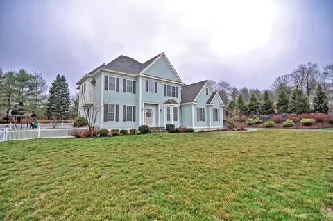 3 Shaker Ln, Walpole, MA 02081 photo 2