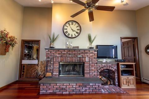 17 Franklin St, Reading, MA 01867 photo 12