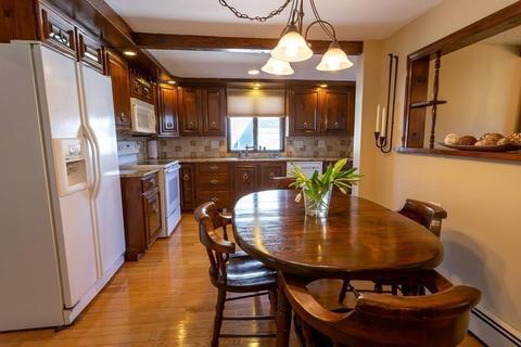 17 Franklin St, Reading, MA 01867 photo 7