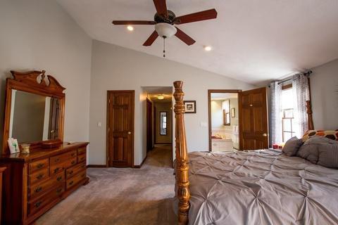 17 Franklin St, Reading, MA 01867 photo 15
