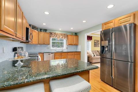 14 Marks Way, Maynard, MA 01754 photo 9