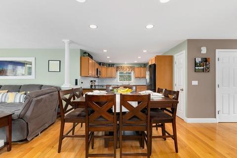 14 Marks Way, Maynard, MA 01754 photo 11