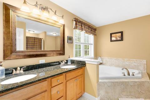 14 Marks Way, Maynard, MA 01754 photo 24