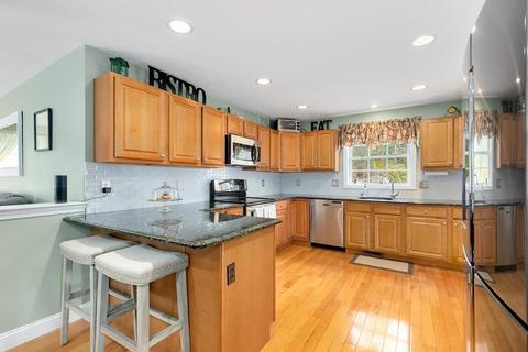14 Marks Way, Maynard, MA 01754 photo 8