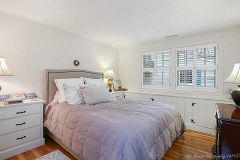 96 Rockmaple Ave, South Hamilton, MA 01982 photo 14