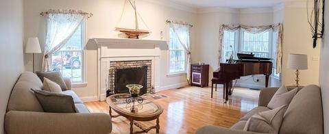25 Ogunquit Rd, North Andover, MA 01845 photo 2