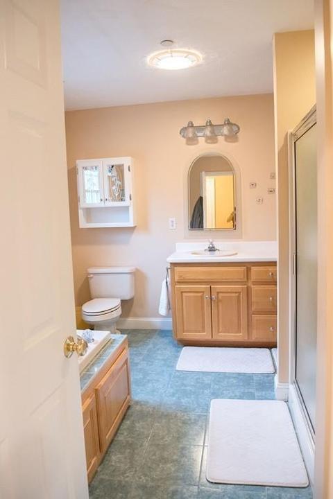25 Ogunquit Rd, North Andover, MA 01845 photo 15