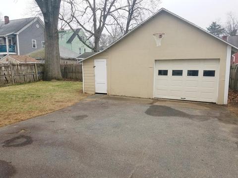 17 Lorraine St, Springfield, MA 01108 photo 8