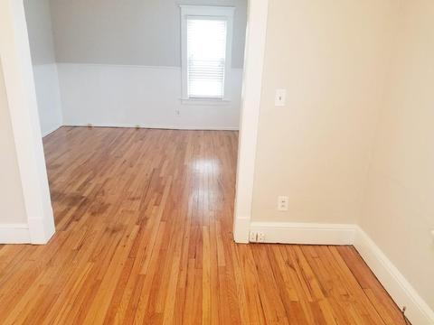 17 Lorraine St, Springfield, MA 01108 photo 7